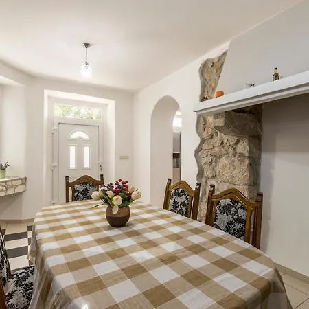 Kata Villa